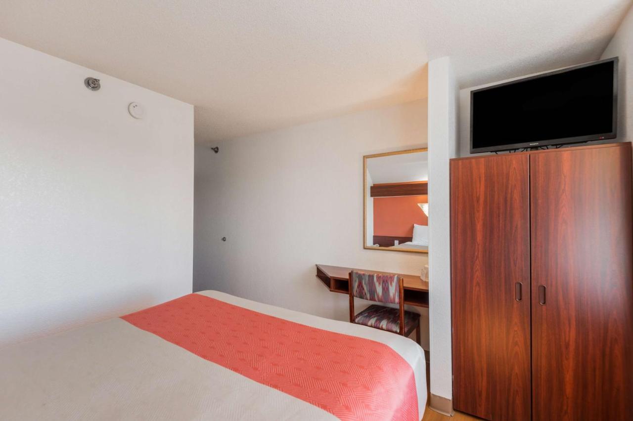 Motel 6-Olathe, Ks Esterno foto
